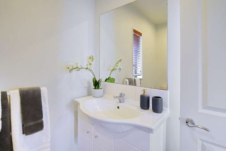 34 Heathridge Place Lincoln_13