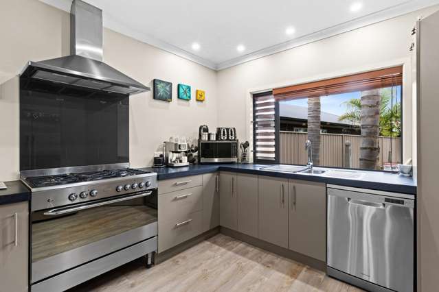 6 Lowry Place Frimley_4