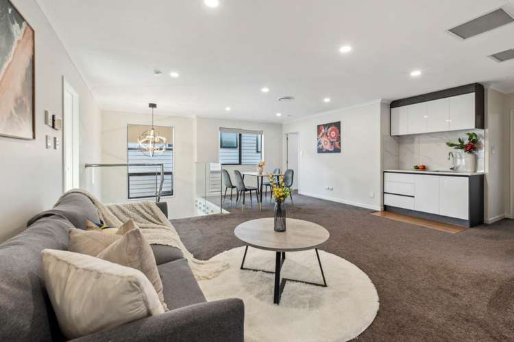 92 Ksenia Drive Flat Bush_8