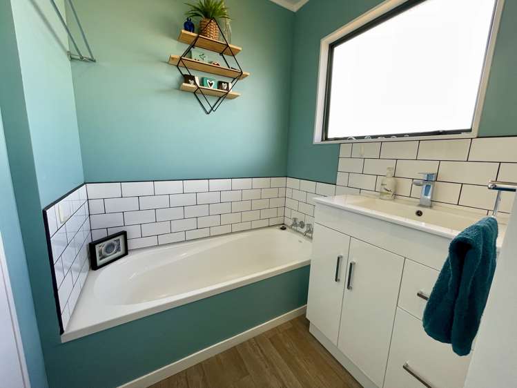 16B Manson Street Greerton_20
