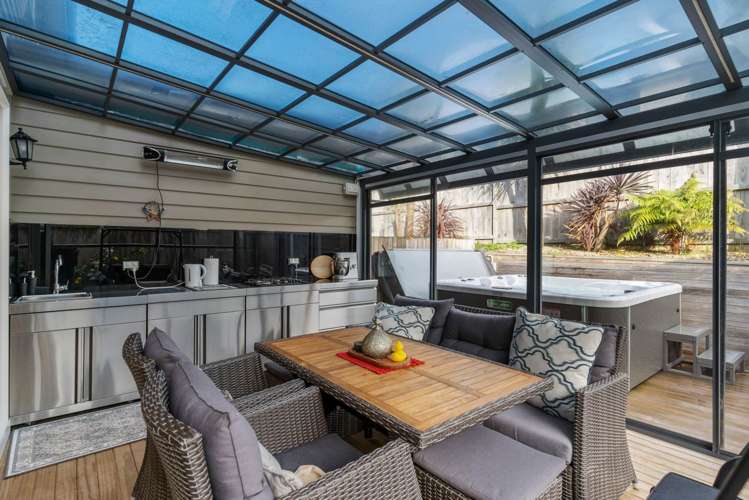 4 Cooladawson Drive Flat Bush_19