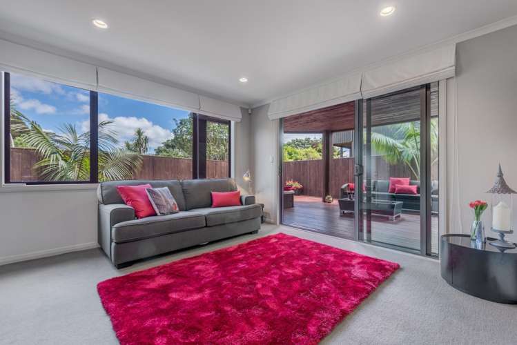 16 Crossland Place Maraetai_17