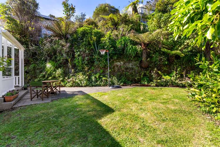 10 Bourbon Terrace Karori_17