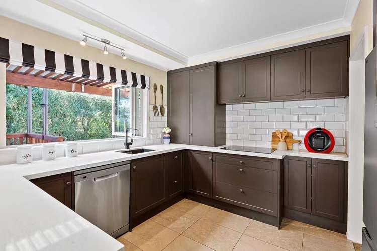 37 Fickling Ave Mount Roskill_7