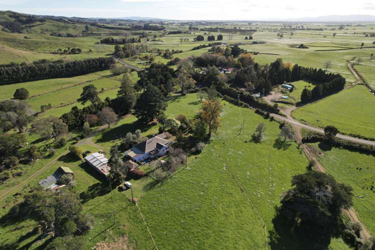 258 Top Road Patetonga_6