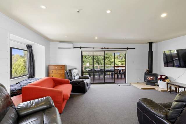 6 Serenity Grove Maoribank_3