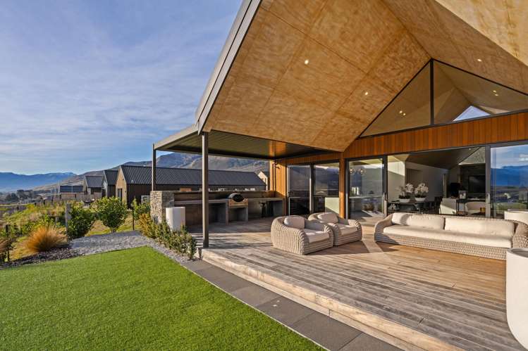 113 Spur Ridge Rise, Hanley's Farm Jacks Point_25