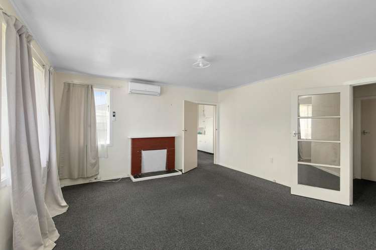 1 & 2/25 Marion Street Silverstream_6