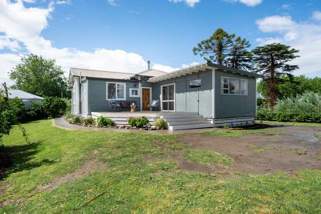 Relaxed Coastal Living on the Fringe of Haumoana