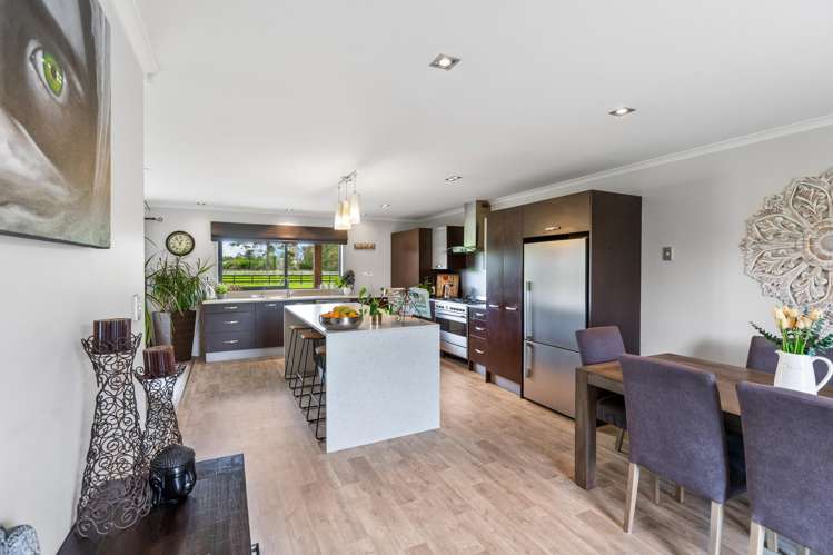 124 Boord Crescent Kumeu_22