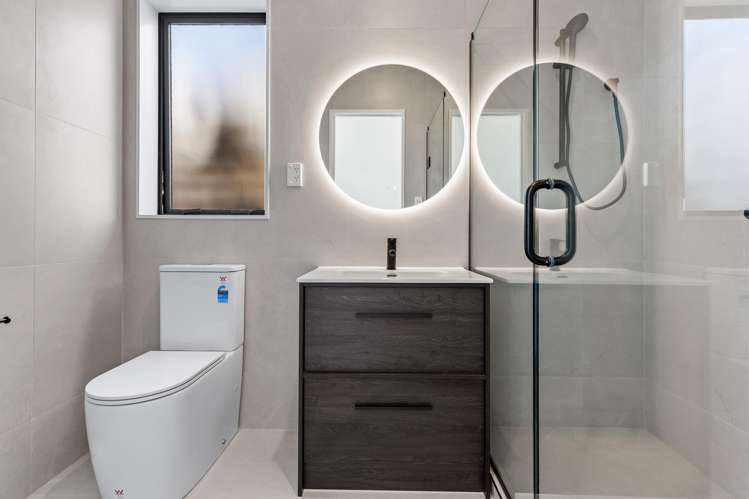 5 Herekino Street Westgate_13