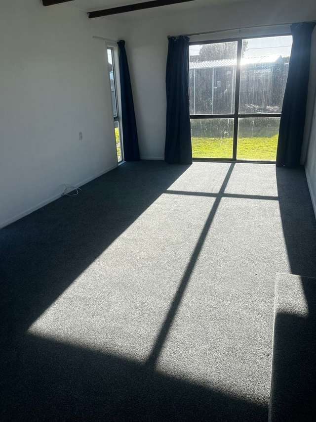 322 Montgomery Place Raureka_2