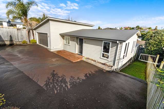 33a Thomson Avenue Dinsdale_1