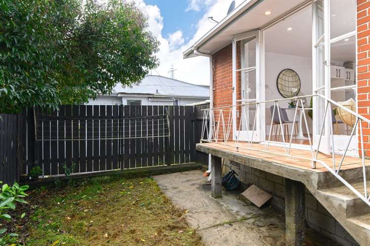 2/4 Leonard Road Mount Wellington_12
