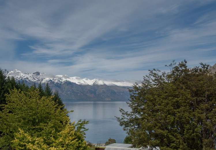 10a Cameron Place Fernhill/Sunshine Bay_13