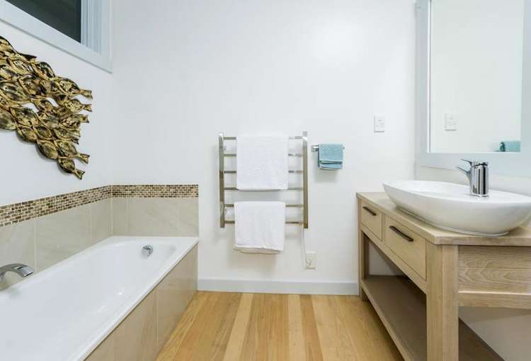 11a Saltburn Road Milford_18