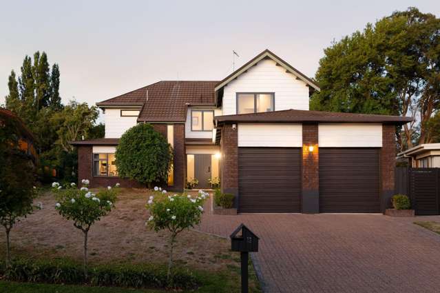 13 Perindale Drive Chartwell_1