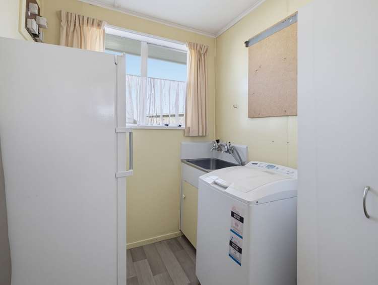 2b Gladstone Drive Oamaru_17