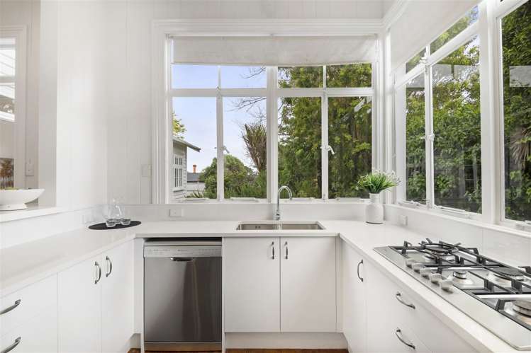 9 Summer Street Stanley Point_14