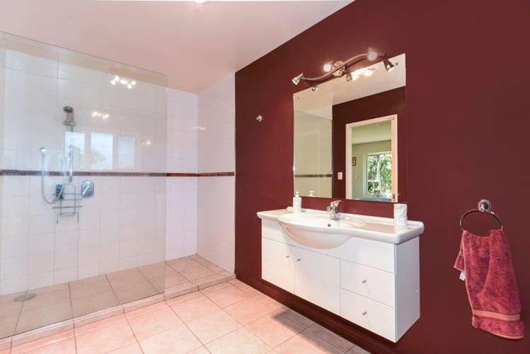 247 The Lake Road Leeston_15