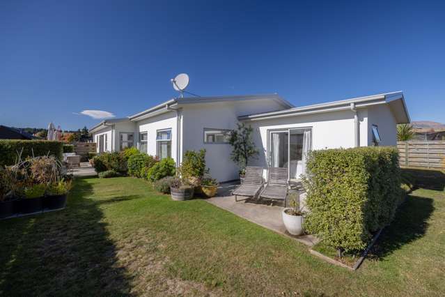 22 Snowberry Street Albert Town_1