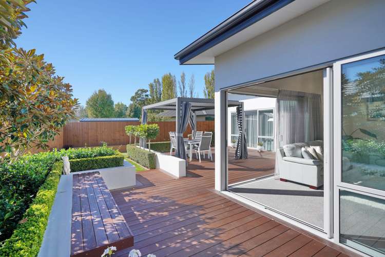 37 Russ Drive Lincoln_19