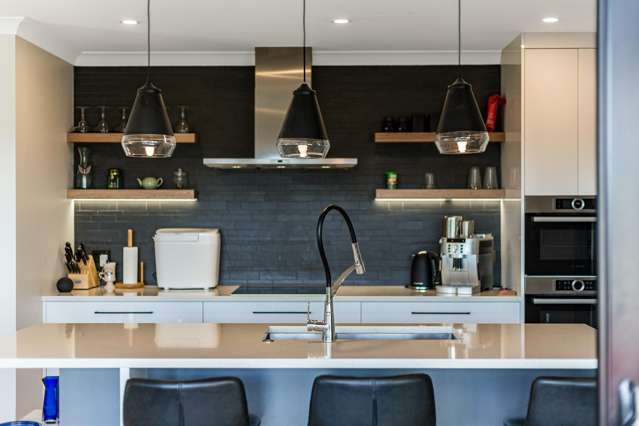 66 Endeavour Drive Whitby_4