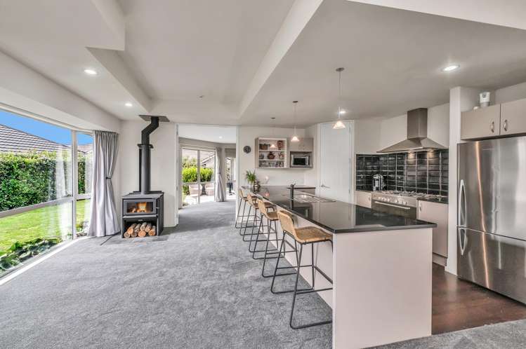 244 Southfield Drive Lincoln_6