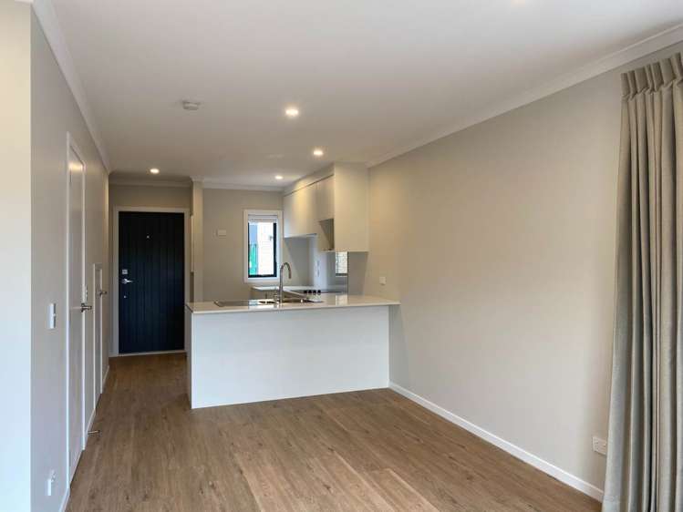 22/125B Metcalfe Road Ranui_7