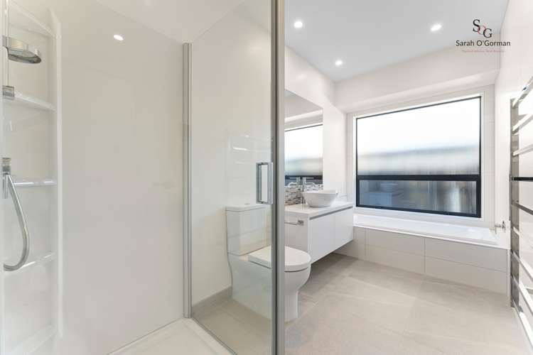 10 Houpuni Road Wainui_9