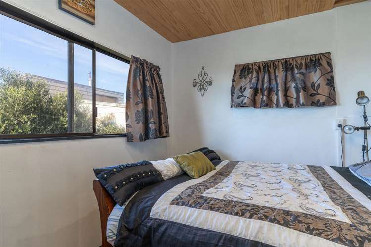 1107 Mataikona Road Mataikona_10