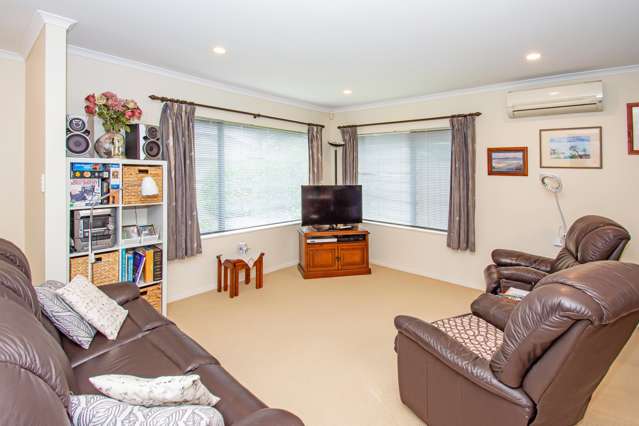 25f Youngs Road Papakura_1