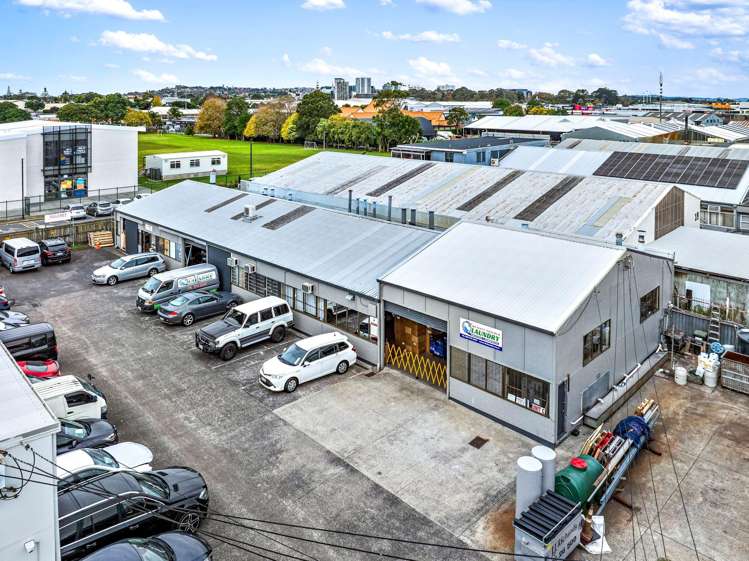 14 Grayson Avenue Papatoetoe_4