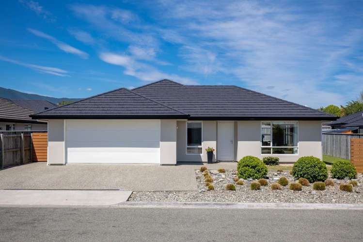 6 Barham Place Stoke_21