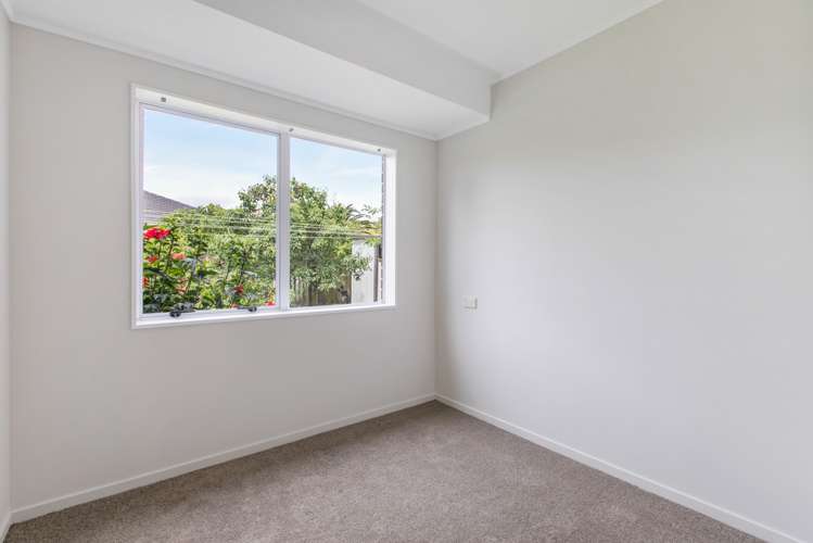 2 Glenross Drive Wattle Downs_11