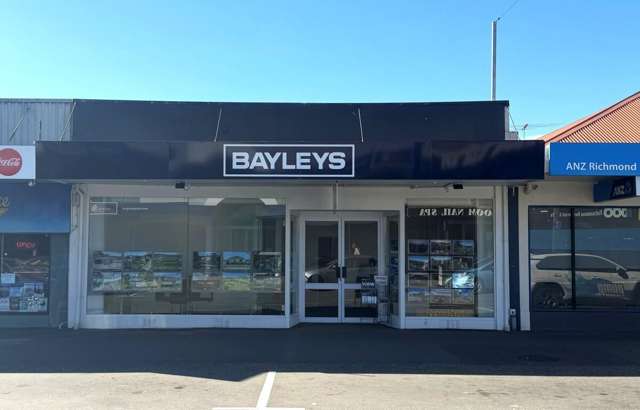 Queen Street | Business Builder