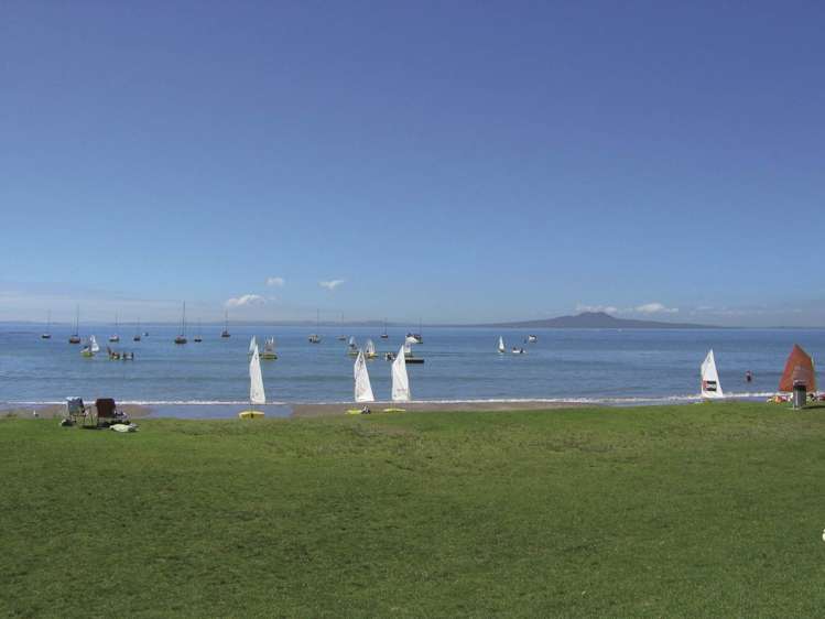 16C Hastings Road Mairangi Bay_11