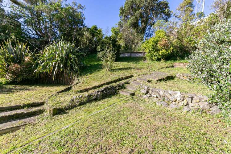 20 Tremewan Street Tawa_21