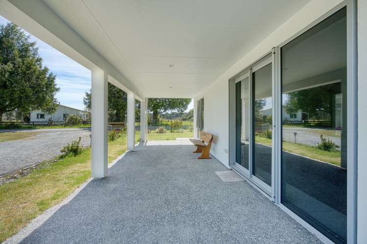 91 Beach Road Kakapotahi_30