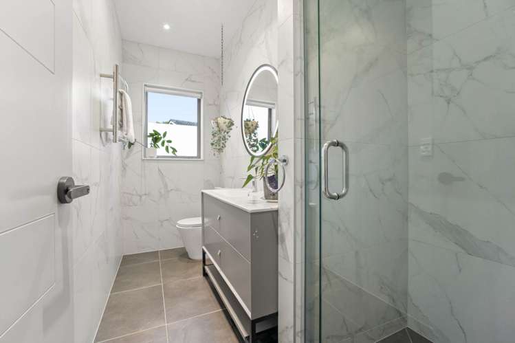 6 Winhall Rise Remuera_16