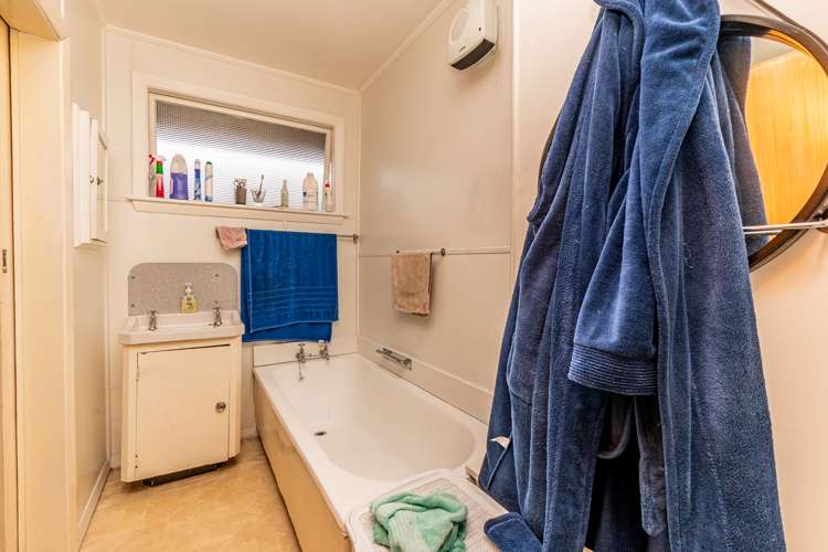 32 Barnes Street Glenwood_8