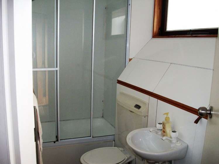 18 Ngatarua Road Putiki_9