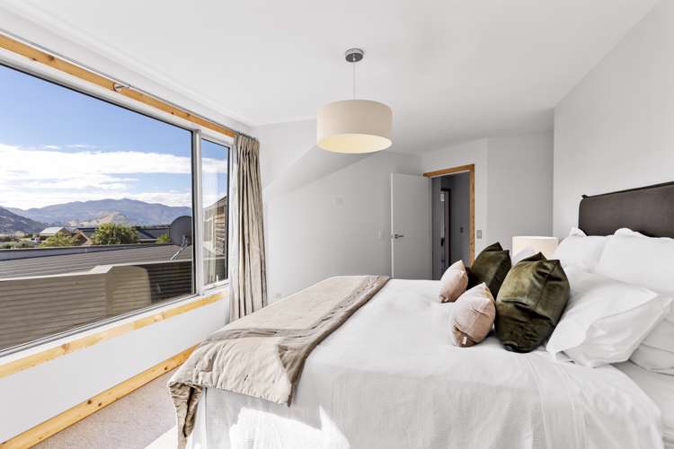 16 Mckellar Drive Jacks Point_21