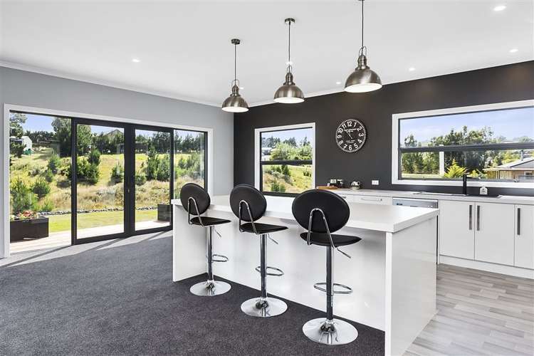 318 Brighton Road Waldronville_1