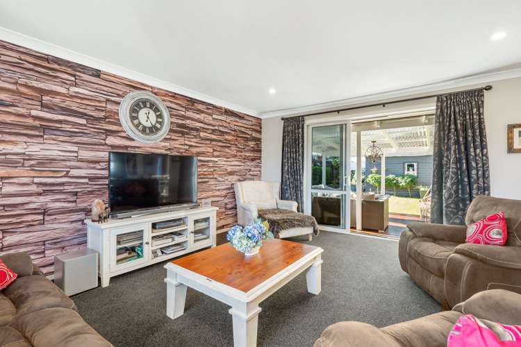 1 Annieston Place Waiuku_19