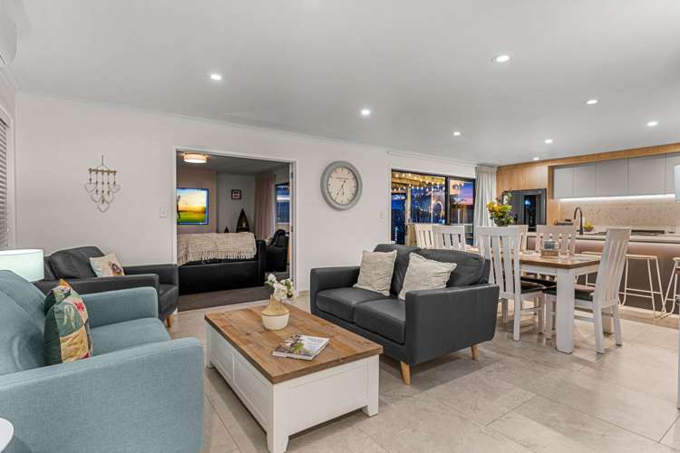 71 Pyle Road West One Tree Point_6