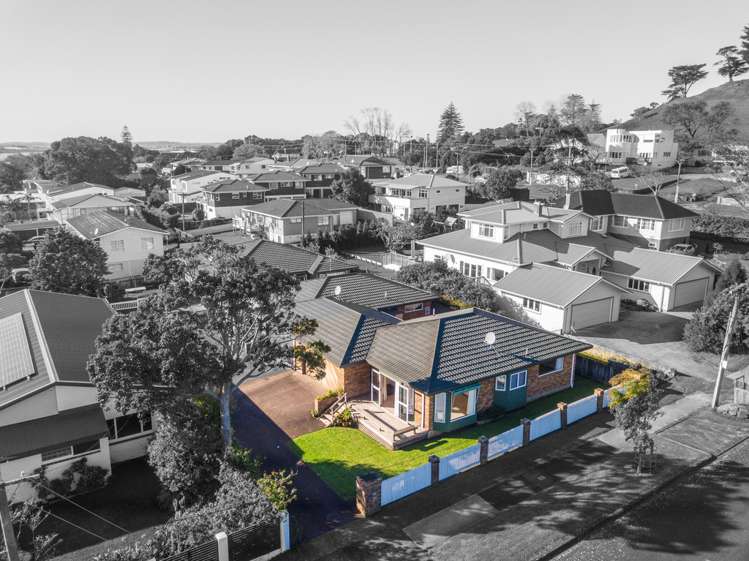 3/25 Scott Avenue Mangere Bridge_23