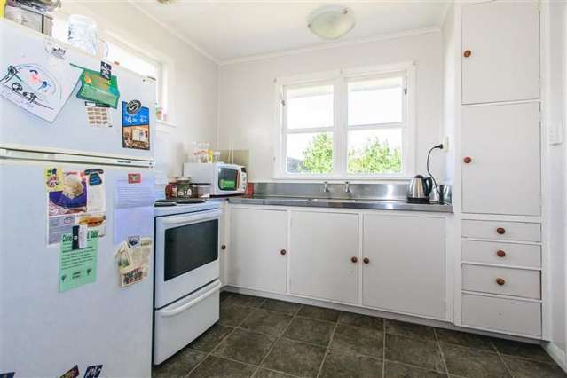 10 Forbury Avenue Takaro_4