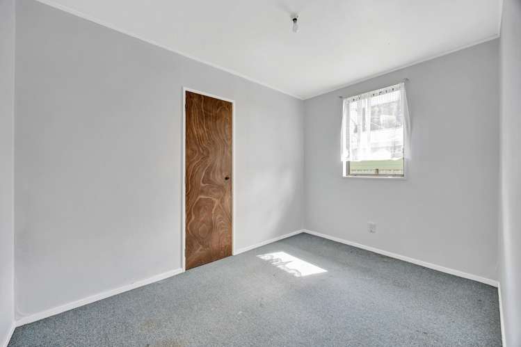 39 Odlin Crescent Nawton_9