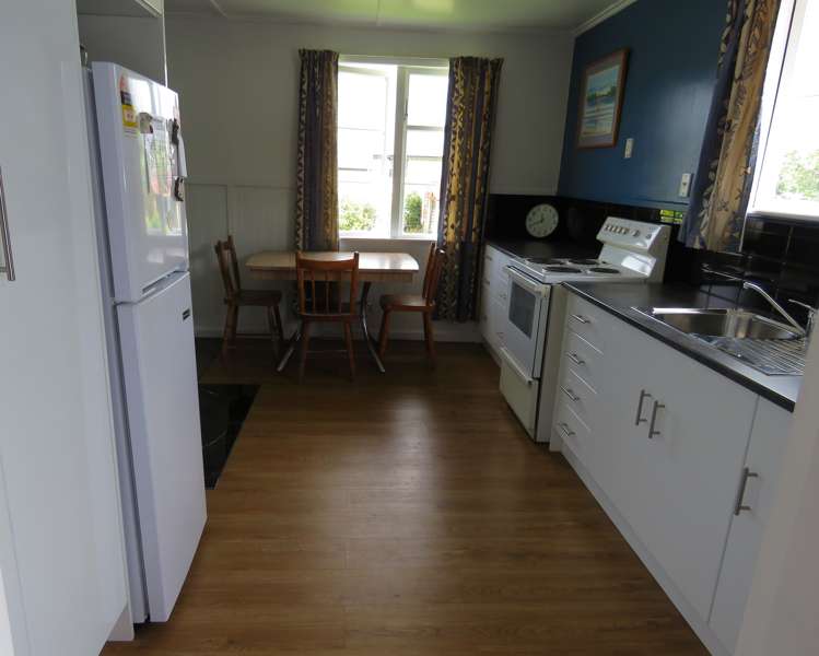 8 Dunn Street Reefton_6